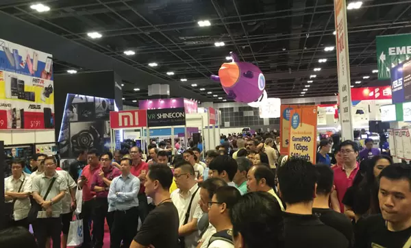 Singapur Hatalar G&ouml;sterisi